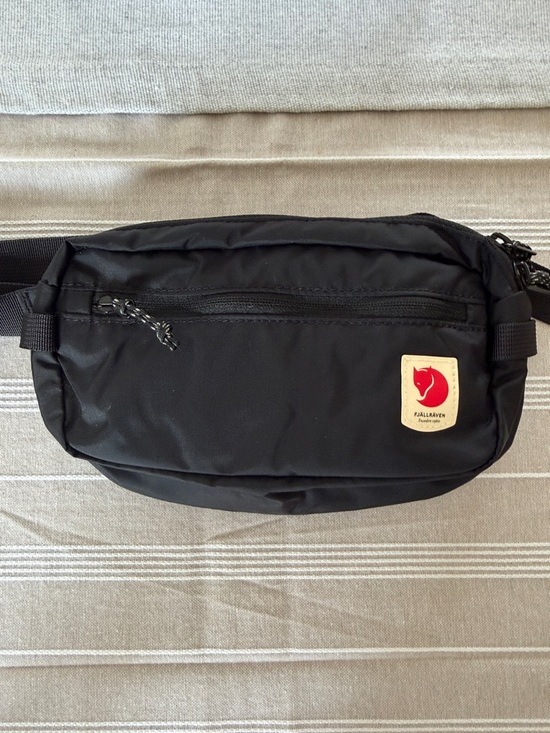 Fjallraven Other - Fjallraven Black Hip Pack